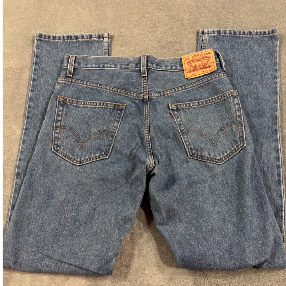 Levis 505 Regular Fit Jeans Mens 32x34 Blue Denim Straight Leg 00505-4891